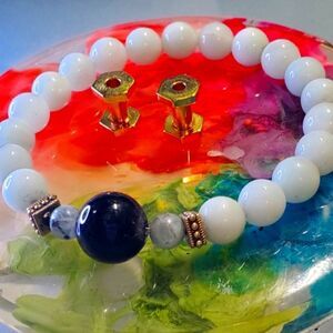 Beaded elastic bracelet w gold octagon size 8 gauge earrings New.